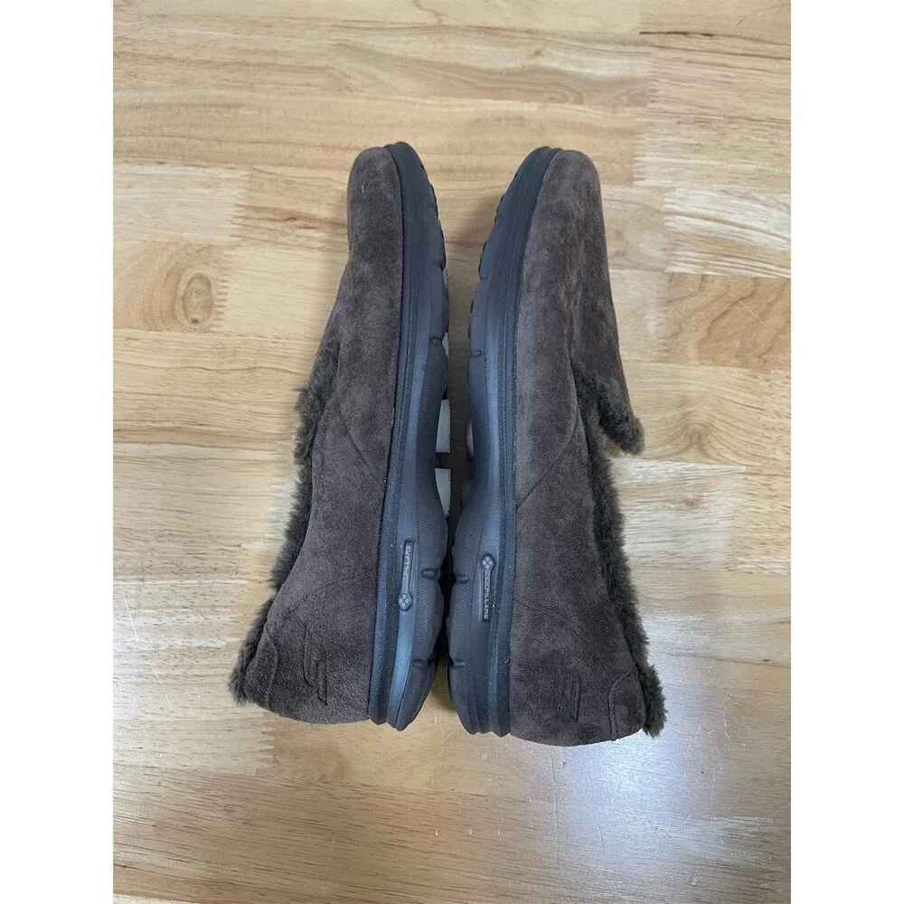 Skechers GO STEP Velvety Womens Slip-On Shoes Chocolate Brown Size 10 Cozy